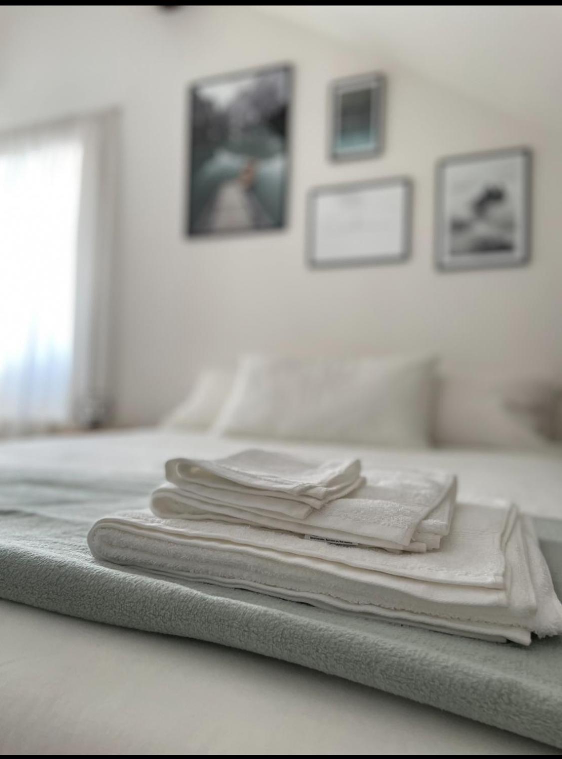 Design Apartment In The Heart Of Bolzano Ngoại thất bức ảnh